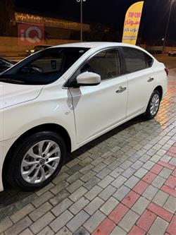 نيسان سيلفي